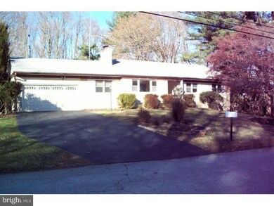 869 Parkridge Dr, Media, PA 19063 - photo 2