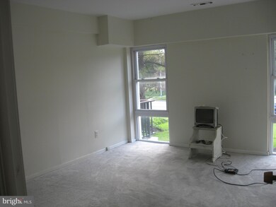 The Imperial unit 232, SHOWN AS 206, Baltimore, MD 21215 - photo 5