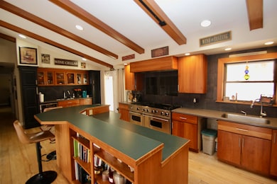 1824 Paine Turnpike S, Berlin, VT 05602 - photo 7