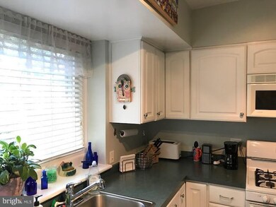 1540 Mount Eagle Place, Alexandria, VA 22302 - photo 2