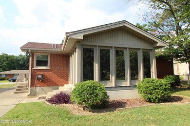 6208 Apex Dr, Louisville, KY 40219 - photo 4