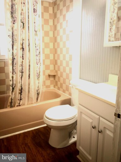 1017 Beechwood Dr, Hagerstown, MD 21742 - photo 6