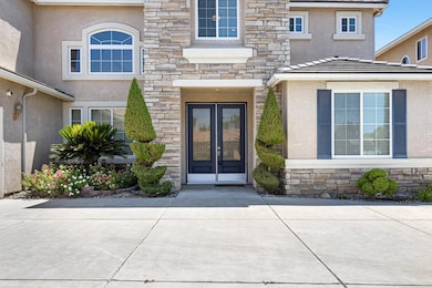 8420 N Ann Ave, Fresno, CA 93720 - photo 4