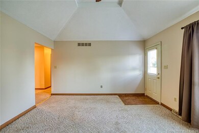 7127 High St, Floyds Knobs, IN 47119 - photo 6