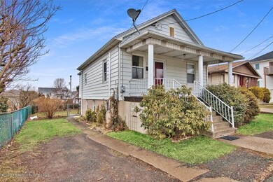 523 Bednar St, Dunmore, PA 18512 - photo 2