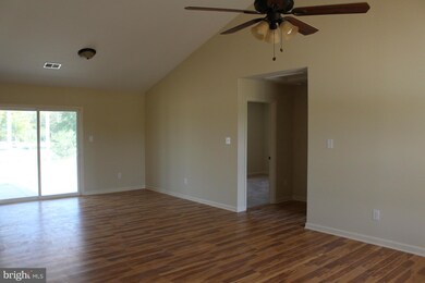 186 Job Rd, Inwood, WV 25428 - photo 7