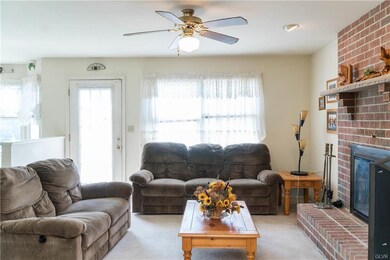 100 Turnberry Ct, Bath, PA 18014 - photo 6