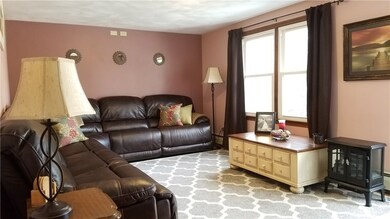 14 Campbell St, West Warwick, RI 02893 - photo 4