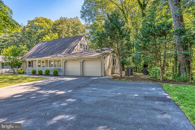 3840 Irongate Ln, Bowie, MD 20715 - photo 3