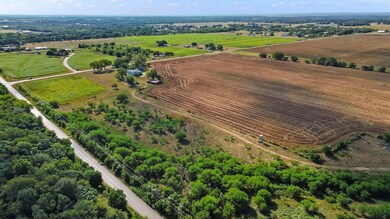 4410 Ploetz Rd, Seguin, TX 78155 - photo 4