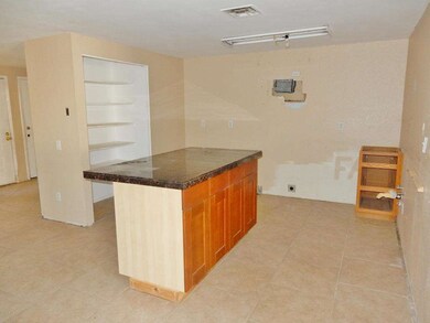 023-134729 - Kitchen 3