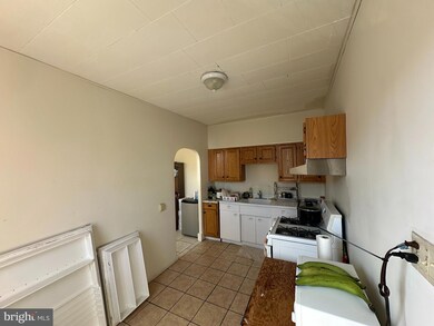 9 N Greenwood St, Tamaqua, PA 18252 - photo 5