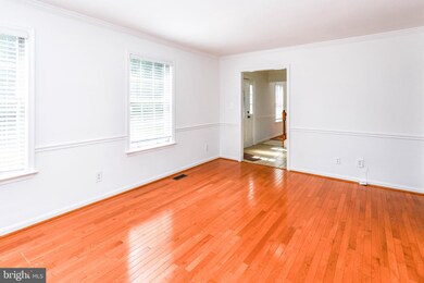 9755 Tara Dr, Dunkirk, MD 20754 - photo 7