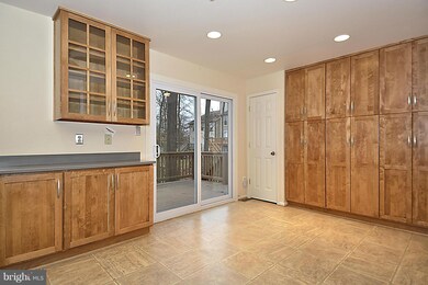 12908 Acorn Hollow Ln, Silver Spring, MD 20906 - photo 6