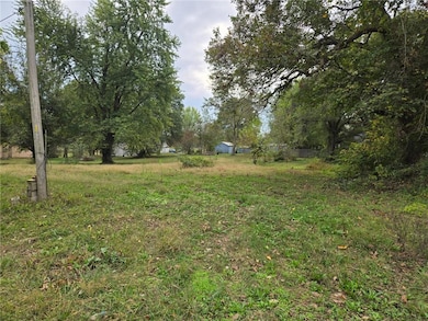 304 E 4th St, Urich, MO 64788 - photo 5