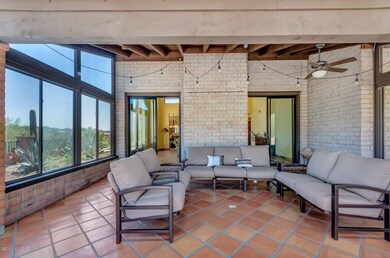 Indoor/Outdoor Living Room