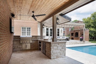 7747 Sutton Place (Staged)-005