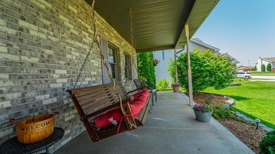 2737 Oak Leaf Ct, Crown Point, IN 46307 - photo 4