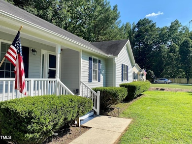 117 Primrose Ln, Clayton, NC 27520 - photo 2