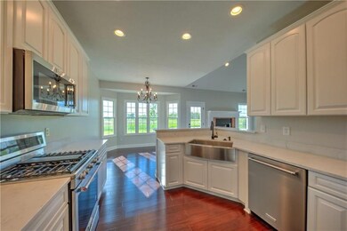 890 Meadowbrook Ln, Franklin, IN 46131 - photo 6