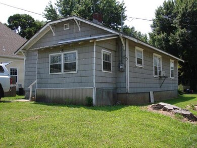 1163 W Hovey 031