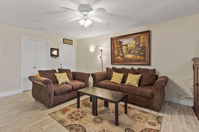 04 Living Room