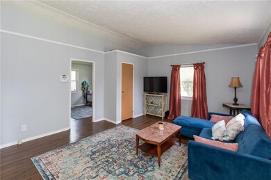 330 N 19th Ave, Beech Grove, IN 46107 - photo 5