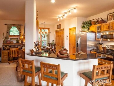 130 Stoney Falls Loop unit 302, Burnsville, NC 28714 - photo 7