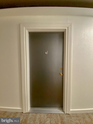 Carriage House unit 718, Washington, DC 20037 - photo 4