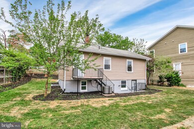 4253 Clay St NE, Washington, DC 20019 - photo 5