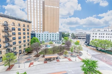 910 Houston St unit 604, Fort Worth, TX 76102 - photo 4