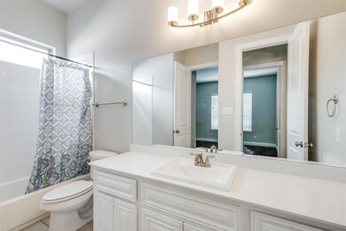 3913 Bentley Dr, Bedford, TX 76021 - photo 4