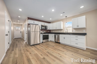 908 Moulton St, Belding, MI 48809 - photo 4