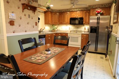 1313 Apple Ridge Ct, Edgewood, MD 21040 - photo 4