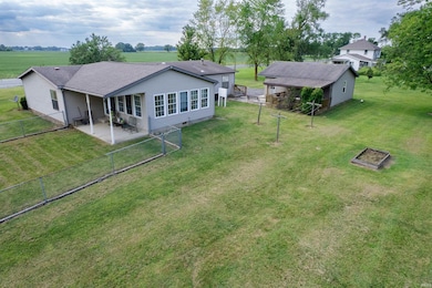 3659 S Warren Rd, Huntington, IN 46750 - photo 3