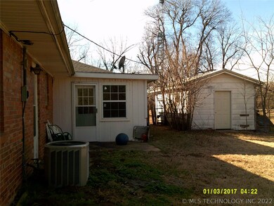 4620 E Texaco Rd, Cushing, OK 74023 - photo 5