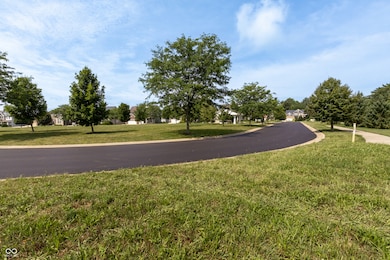 3101 Red Fox Cir, Columbus, IN 47201 - photo 5