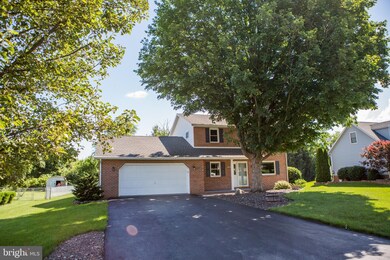 71 Jackson Dr, Chambersburg, PA 17201 - photo 2