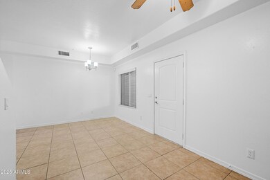 3-4608WMA1193-ocupix-