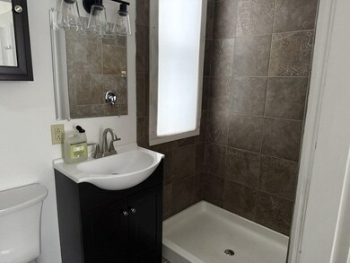 81-83 Adams St, Burlington, VT 05401 - photo 5