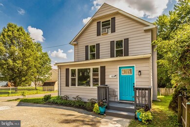 819 Tritapoe Dr, Knoxville, MD 21758 - photo 2