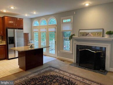 2186 Wolftrap Ct, Vienna, VA 22182 - photo 7