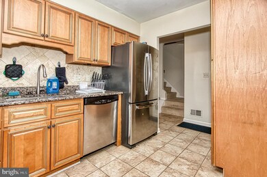 3058 Hickory Grove Ct, Fairfax, VA 22031 - photo 5