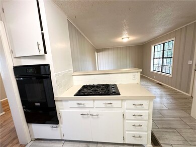 2201 W Deane St, Fayetteville, AR 72703 - photo 7