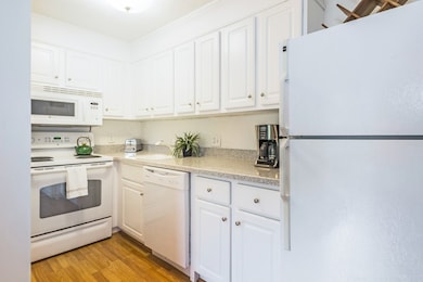 101 Swanson Rd unit 115, Boxborough, MA 01719 - photo 2