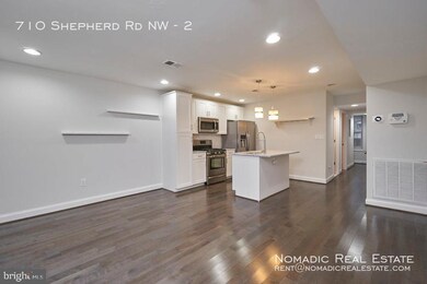 712 Shepherd Rd NW unit 2, Washington, DC 20011 - photo 7