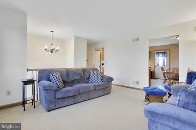 1636 Hamilton Hills Dr, Chambersburg, PA 17202 - photo 4