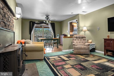 38 Lindy Ln, Boyertown, PA 19512 - photo 6