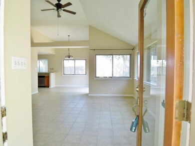 8571 Pool Creek Dr, Houston, TX 77095 - photo 4