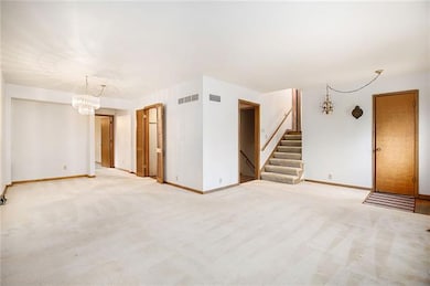 5102 Mansfield Ln, Shawnee, KS 66203 - photo 6